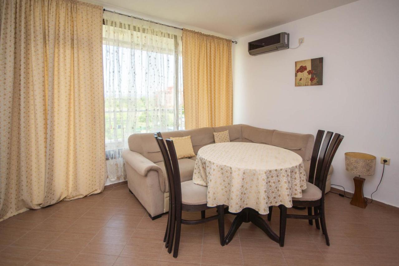 Hotel Czech Rhapsody Nesebar Ngoại thất bức ảnh